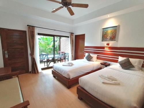 Standard Bungalow with Twin Bed image 3