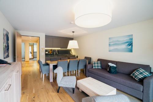 Peaks Place - image 12