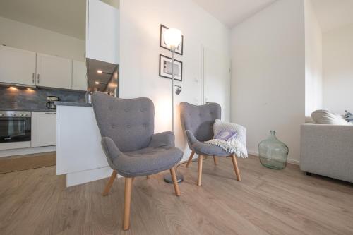 Apartment with Terrace image 6
