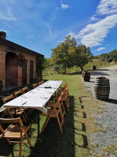 Cascina Valtignosa Camere Con Vigna