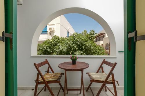 simos luxury apartments - image 7