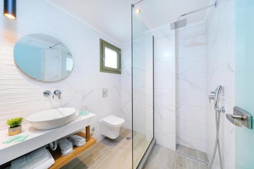 Albatros Beach House – Thassos Town, MO