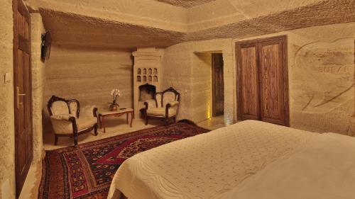 Family Cave Suite Hotel Room Type - Deluxe Suite Cave Room