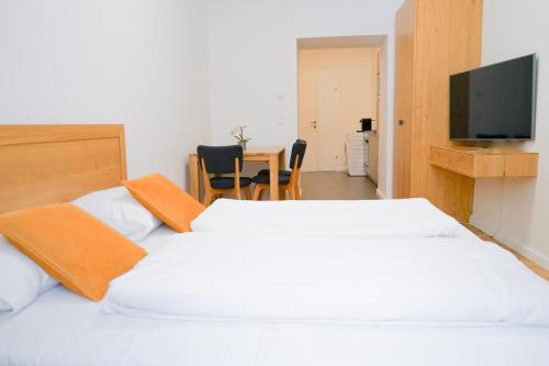 Nadland Apartments B7 - image 5