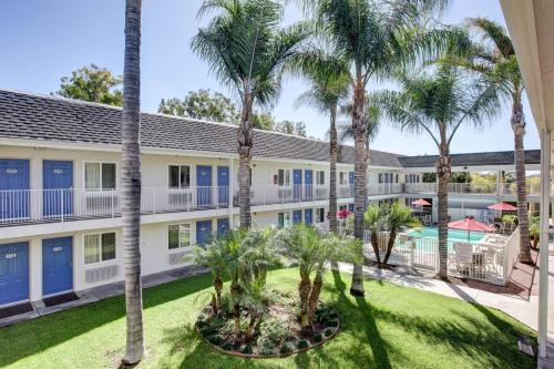 Motel 6 Westminster North