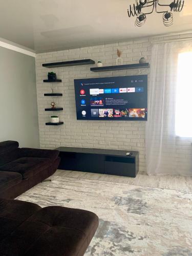 White Room Apartment in Aktau