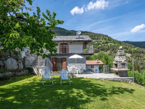  Holiday Home Conclonaz by Interhome, Unterkunft in Conclonaz