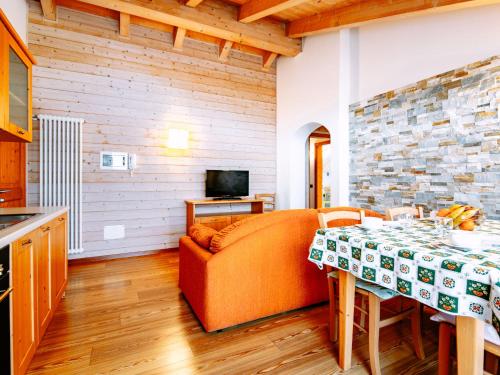 Apartment Belfiore-2 by Interhome in 羅佐內