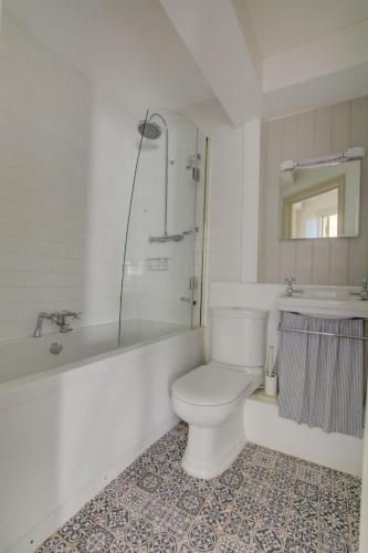 Holiday Home Fairlight Coastguard by Interhome