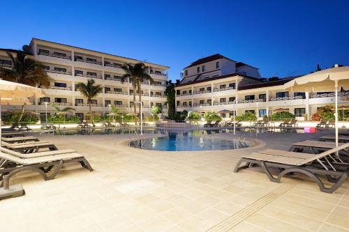 Aparthotel Parque La Paz - image 8