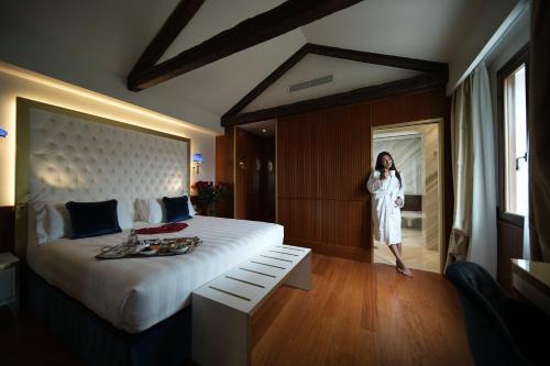 Santa Croce Boutique Hotel - image 6