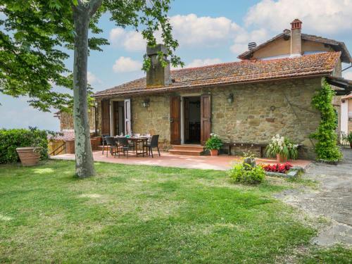  Holiday Home Appartamento Grande by Interhome in Reggello
