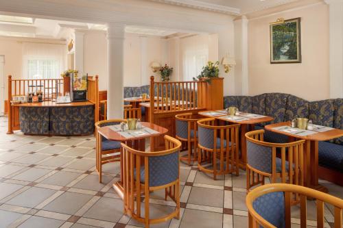 Admiral Panzio - image 12