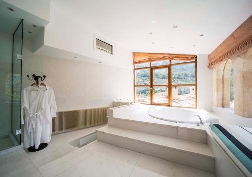 Badkamer, Hotel Can Verdera in Fornalutz