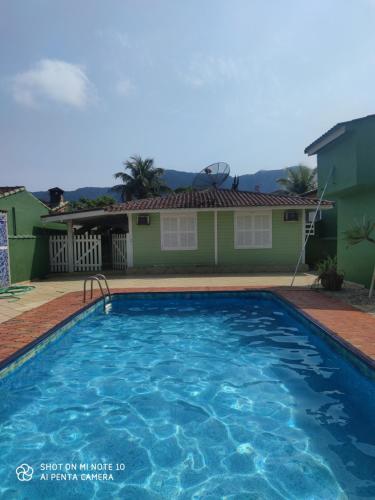 Casa com Piscina Morada da Praia