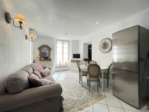 Nice Renting - 9 MASSENA - Spacious apartment Massena Square - AC - fully equipped, Nice (fotografie 7)