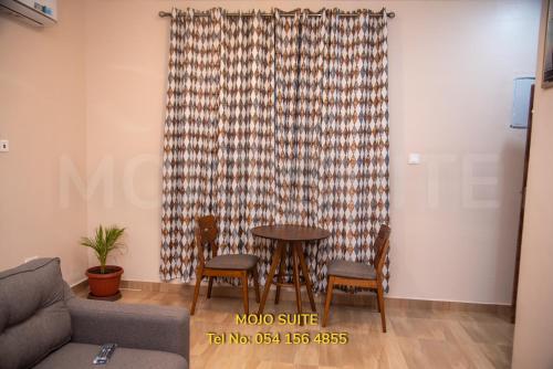 Létesítmények, Mojo Apartment, Tema in Tema