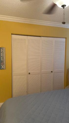 lovely 2BED 2BA vacation rental near the Beach in Pompano Beach, USA