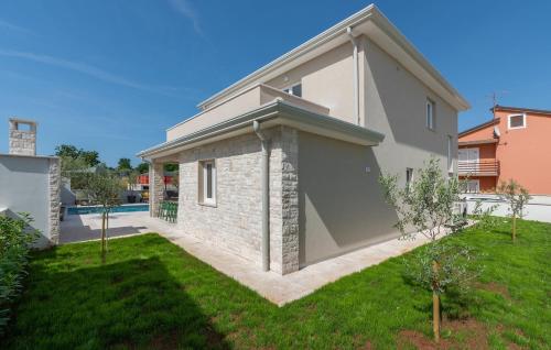المنظر الخارجي, Villa Nia with Private Pool in Umag