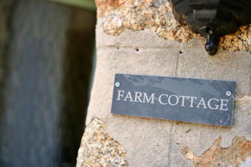 Finest Retreats - Farm Cottage