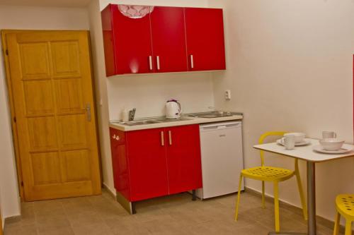 Budget Apartment