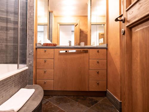  Apartment Chesa Sonnalpine B 48-5 by Interhome in St. Moritz
