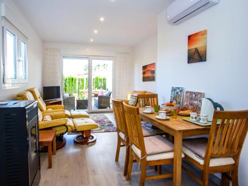 Holiday Home Casa Jill by Interhome in Almadrava