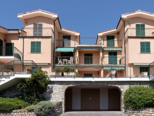 Apartment Verde Adagio by Interhome in Diano Arentino