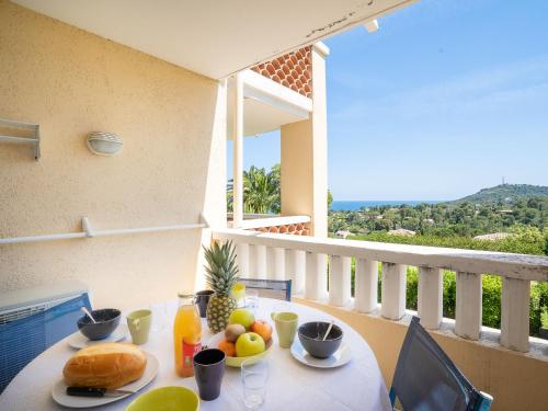 Apartment L'Esquinade P1 111 by Interhome