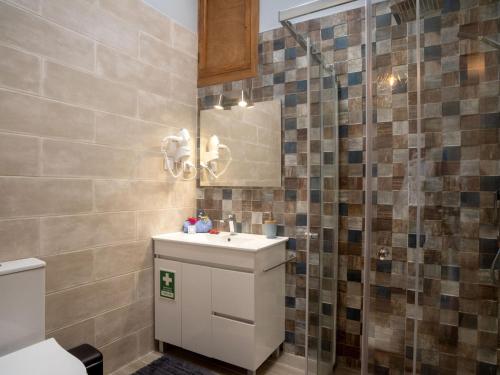 Villa Riviera by Interhome in เปนยา ลองกา