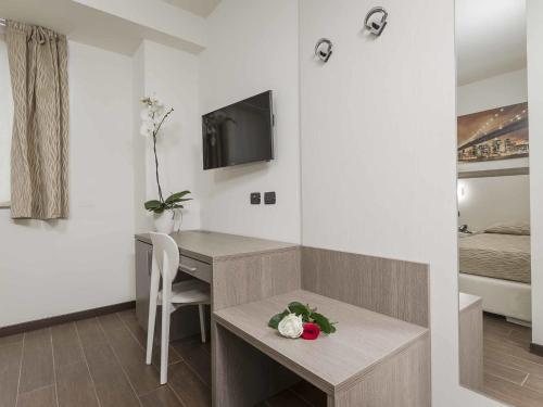 Business Single Room