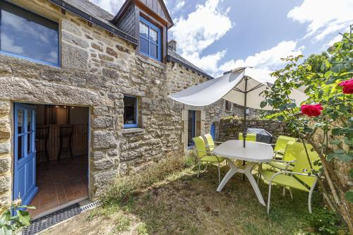 Charmante maison rustique gîte à louer Locmiquel