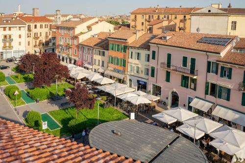 HomeThirtyFour, Verona (fotografie 10)