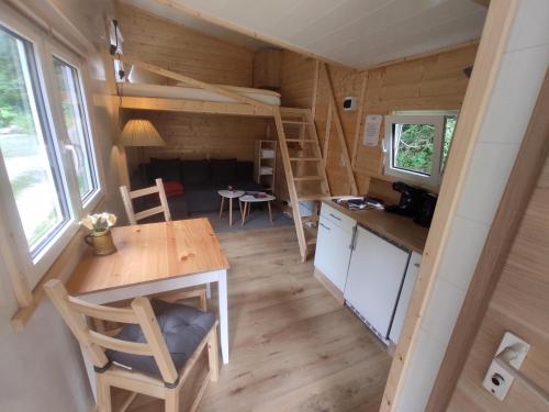 1 bunk bed, 2 sofa beds