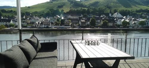 Ferienwohnung Moselterrasse in Zell Mosel, Deutschland