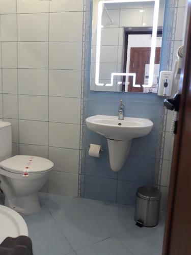 Three Dolphins Hotel with Rooftop terracе Three Dolphins Hotel with Rooftop terracе