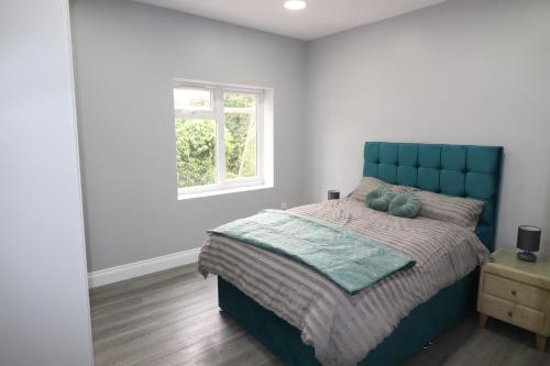 1 Bed Flat, AIRPORT PICK, DROP AVAILABLE Fibre Broadband, New, Washer Dryer, 10 mins from city centre, Dartford (Foto 5)