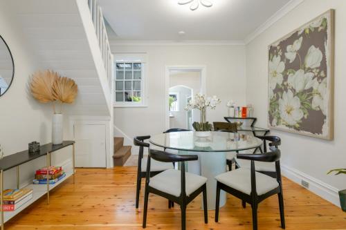 Beautiful 2-Bed Terrace House with Outdoor Areas - main image