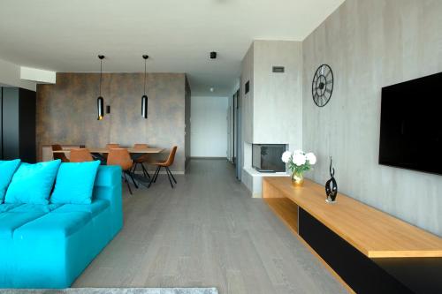 The View Luxury Residence with Pool - image 5