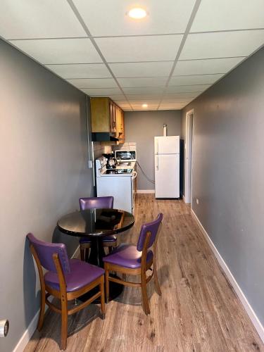 HWY 17 Hotel – Wawa