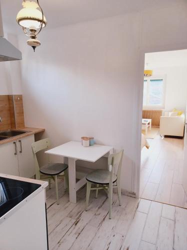 Superbe Appartement en plein centre-ville de Crépy (Superbe Appartement en plein centre-ville de Crepy) in Crepy-En-Valois