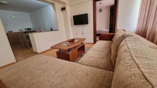 Apartment Chalovski, Skopje (foto 9)