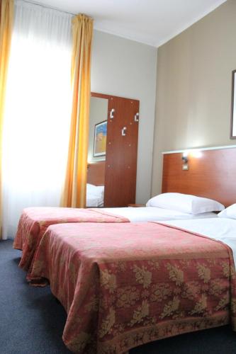 Hotel MM Dateo, Милан (фото 7)