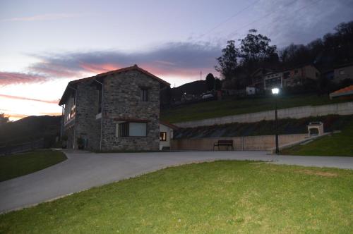 Apartamentos Rurales Peñon Blanco