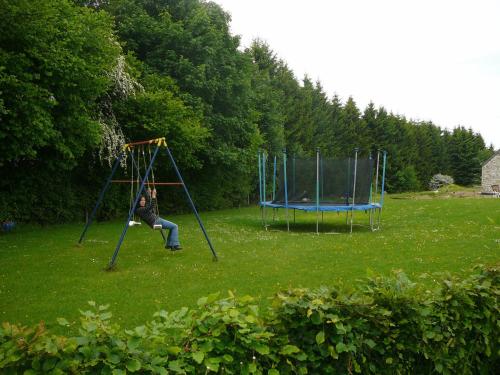 Le Bernister parking privé – Malmedy, MI