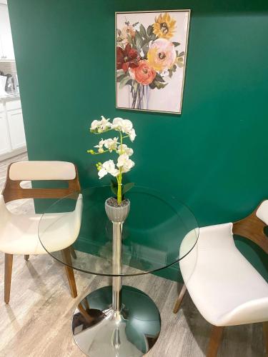 Fasiliteter, Cozy and Modern 1BR Apartment with WiFi and Dogs Welcome in Govans