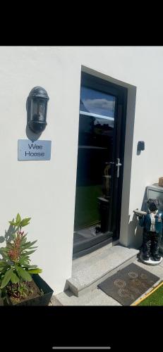 Wee Hoose-Private-Hottub -Romantic Break-Portaferry