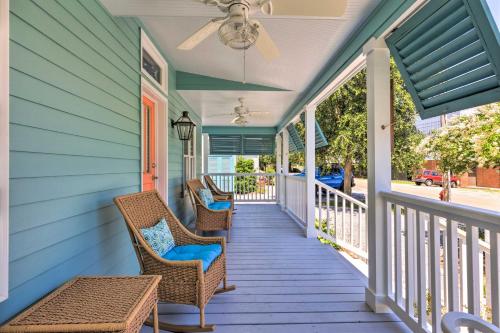 Cottage with Porch - 3 Min Walk to Bay St Louis