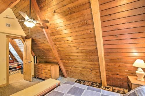 Lakefront Lake Pepin Cottage with Deck-Steps to Beach - image 10