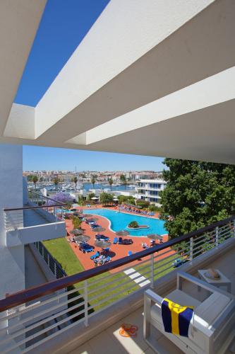 Marina Club Lagos Resort – Lagos, AL
